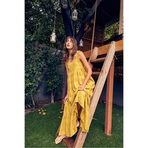 NWOT bohemian dress size M